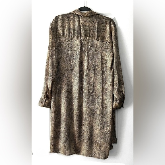 ZARA Satin Leopard Blouse - Picture 4 of 14